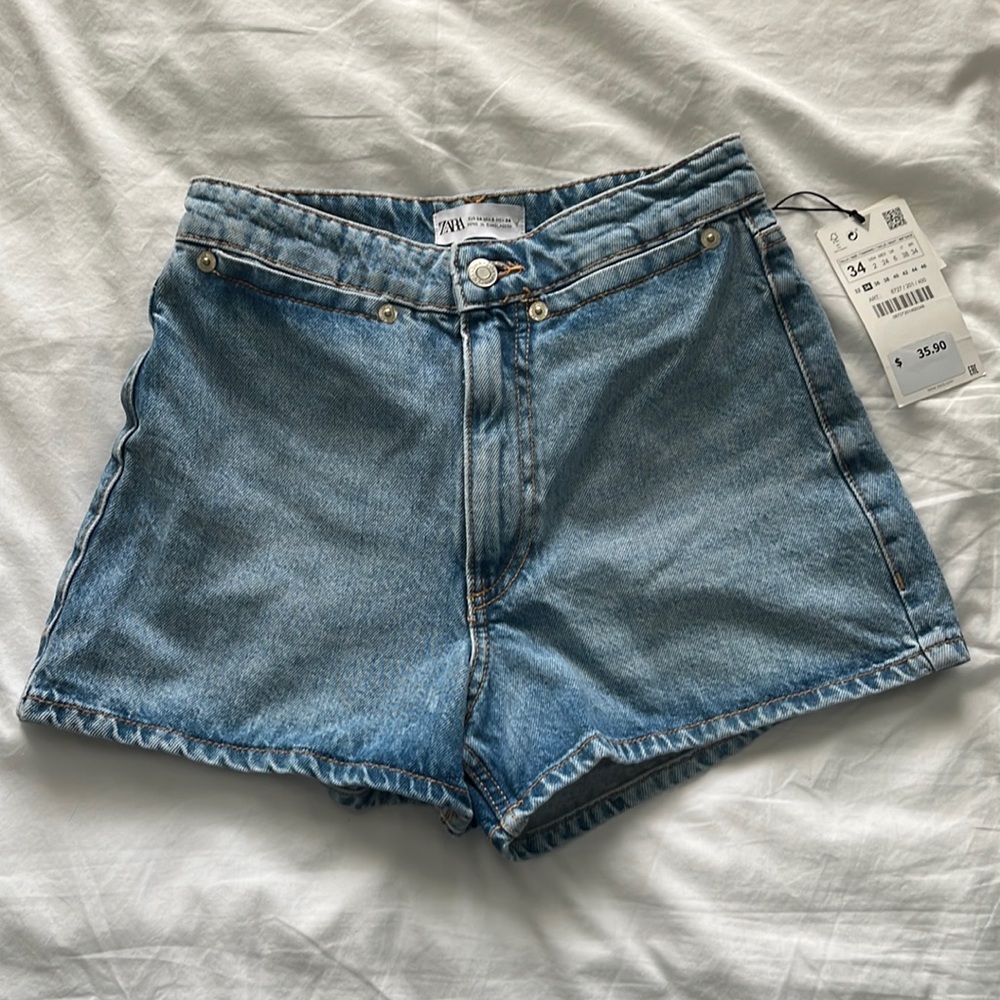 Zara High Rise Denim Shorts (Brand New)